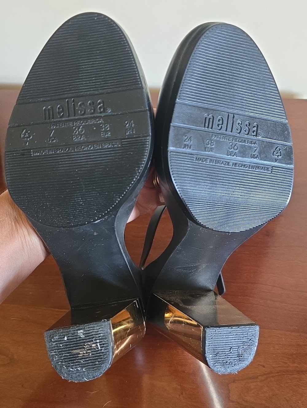 MELISSA Kristen Night Mary Janes. Stunning Black Jellies With Metalic Gold Heels - Picture 8 of 8